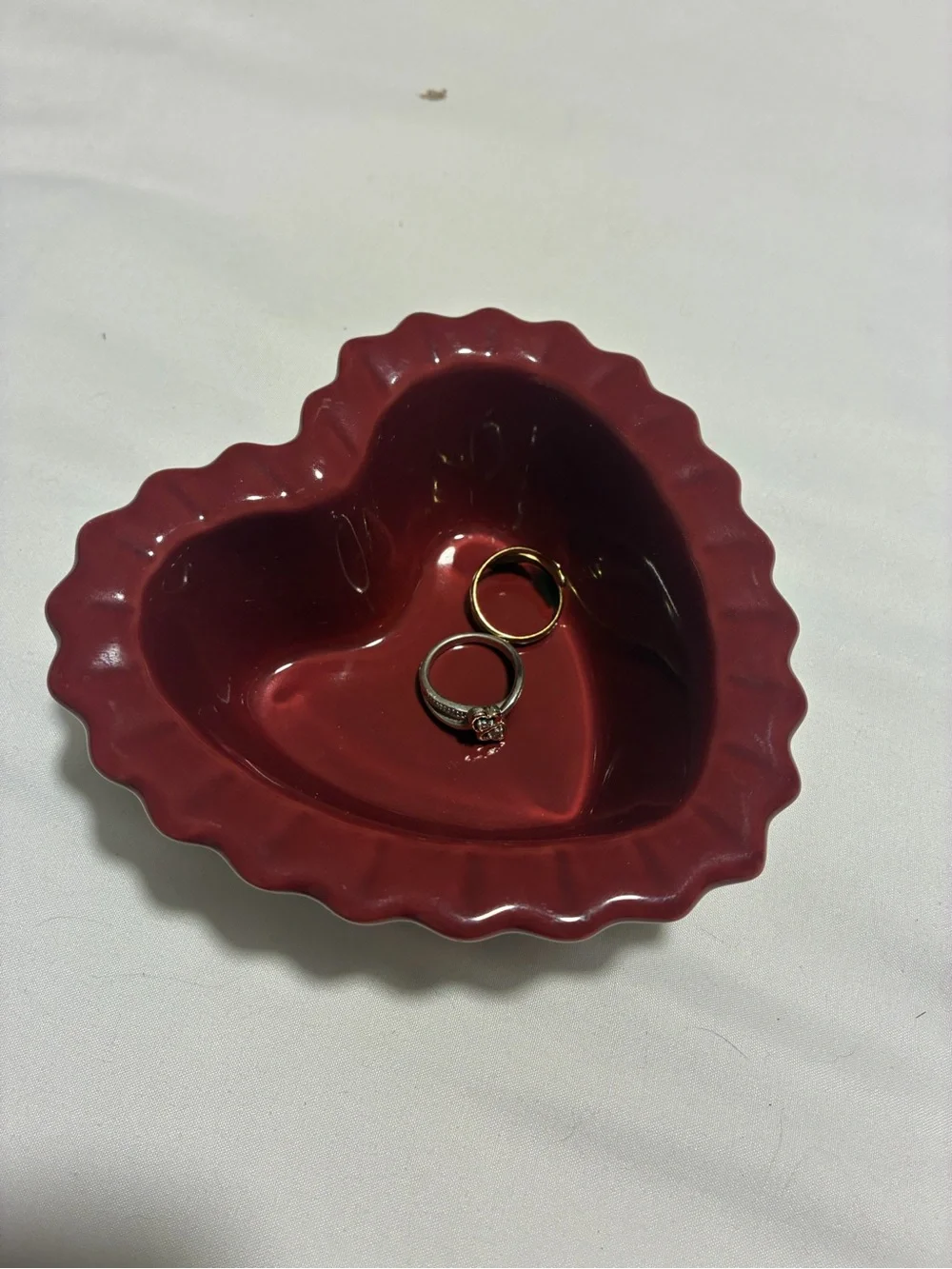 Heart-Shaped Ceramic Jewelry Dish in Deep Red